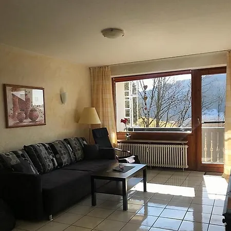 1021, Apartment